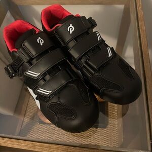 Peloton bike shoes